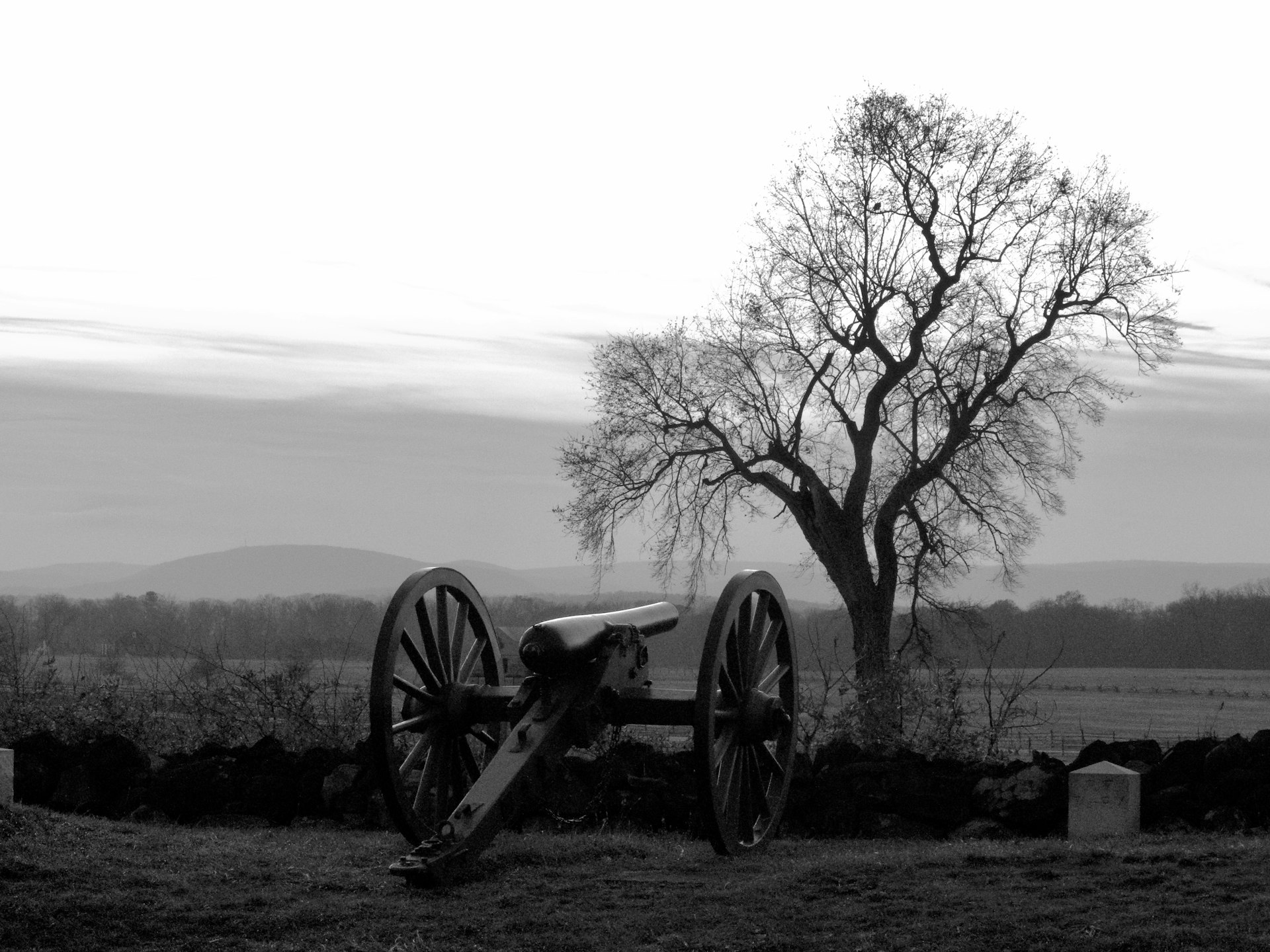 Definitive Guide to Exploring America's Historic Battlefields: Travel Planning, Tours, and Insider Strategies